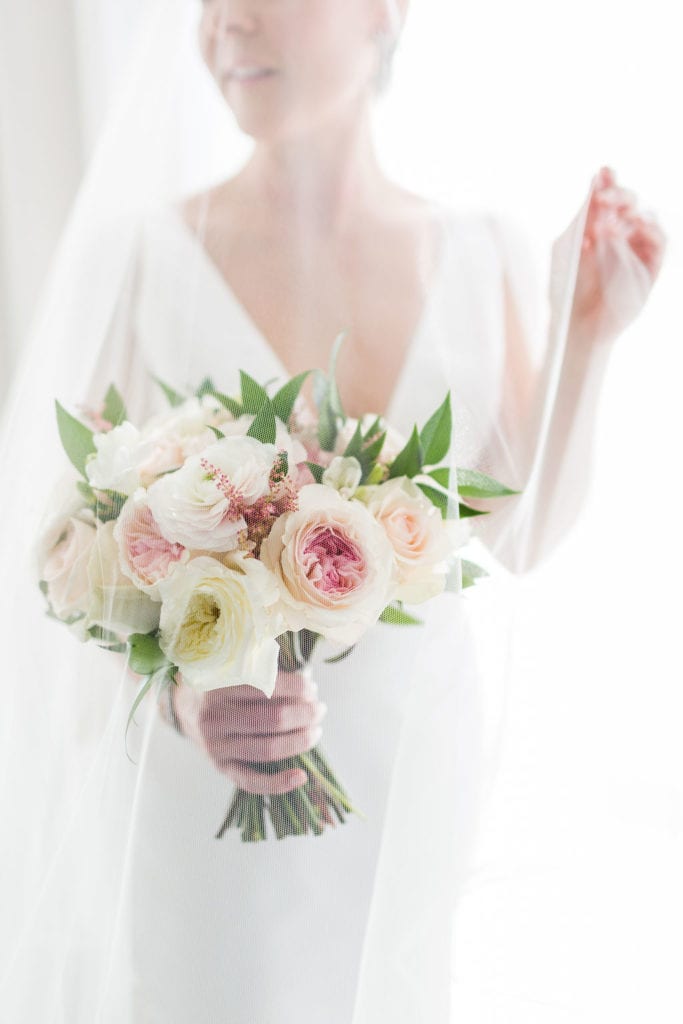 blush and ivory bridal bouquet with garden roses