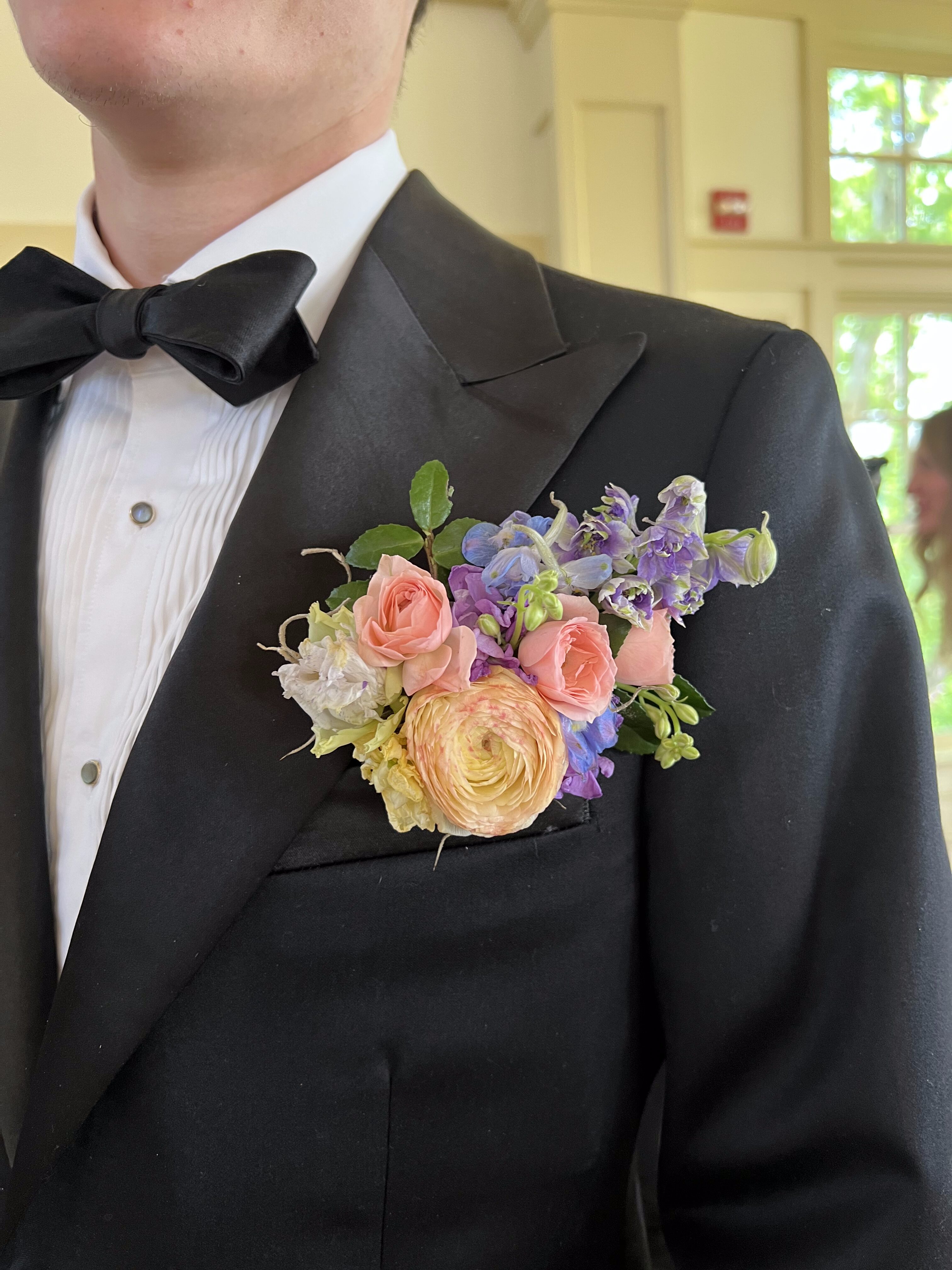 groom pocket square